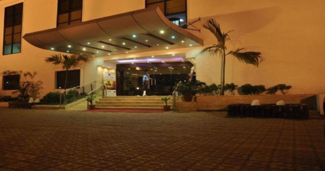 Le Lac Sarovar Portico- Ranchi Eksteriør bilde